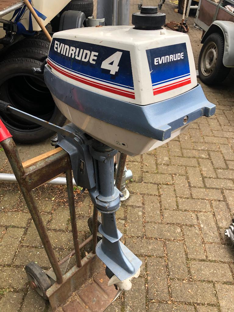 Evinrude 4 pk buitenboordmotor voor boten, Watersport en Boten, Ophalen, Gebruikt, Minder dan 5 pk, Buitenboordmotor