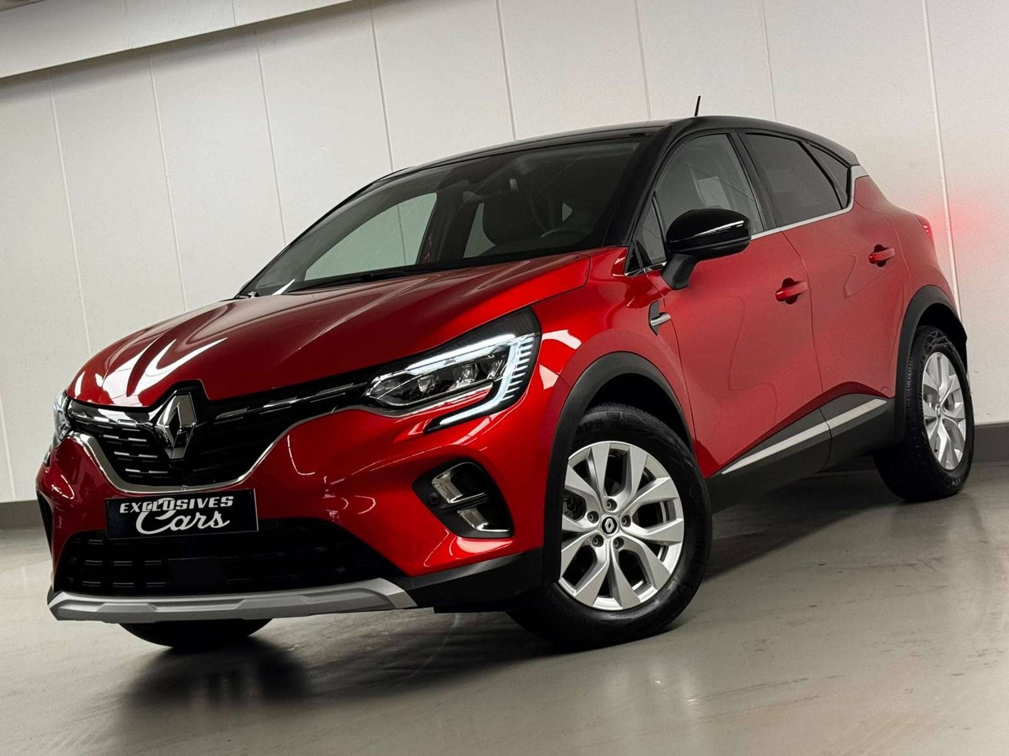 Renault Captur 1.33 TCe MHEV TECHNO ! 7000 KM ! AUTO CAMERA, Autos, Rouge, Achat, Euro 6, Entreprise