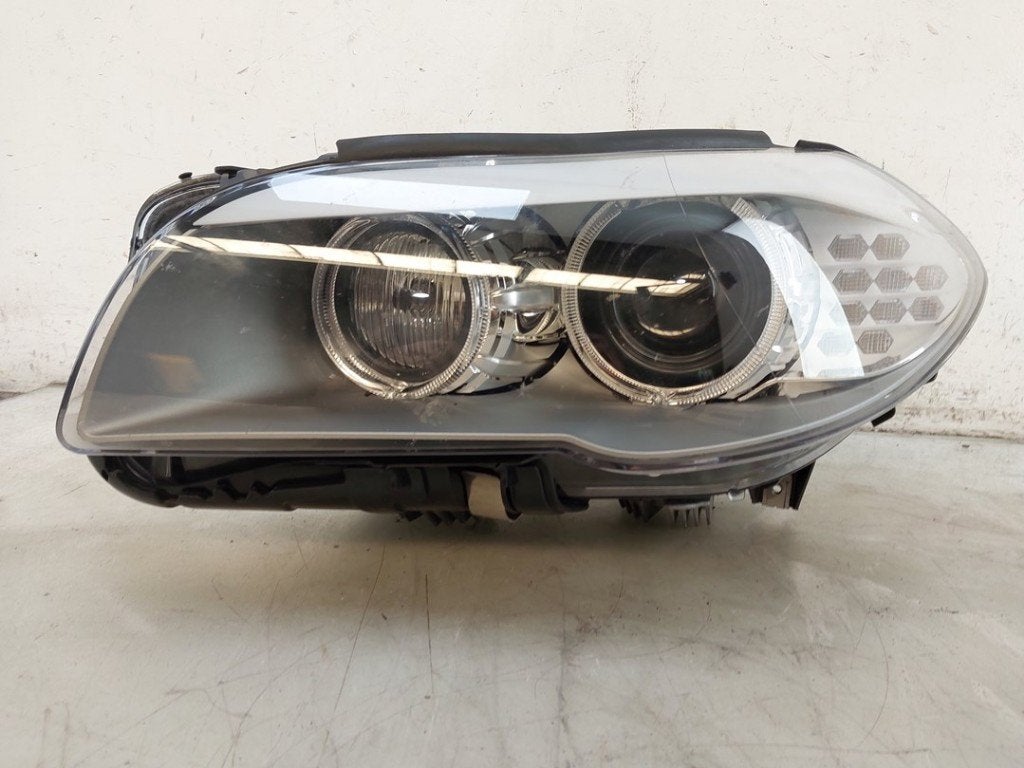 KOPLAMP LINKS BMW 5 serie Touring (F11) (01-2009/02-2017), Auto-onderdelen, Gebruikt, Rixbecker Straße 75
59552  Lippstadt, DE