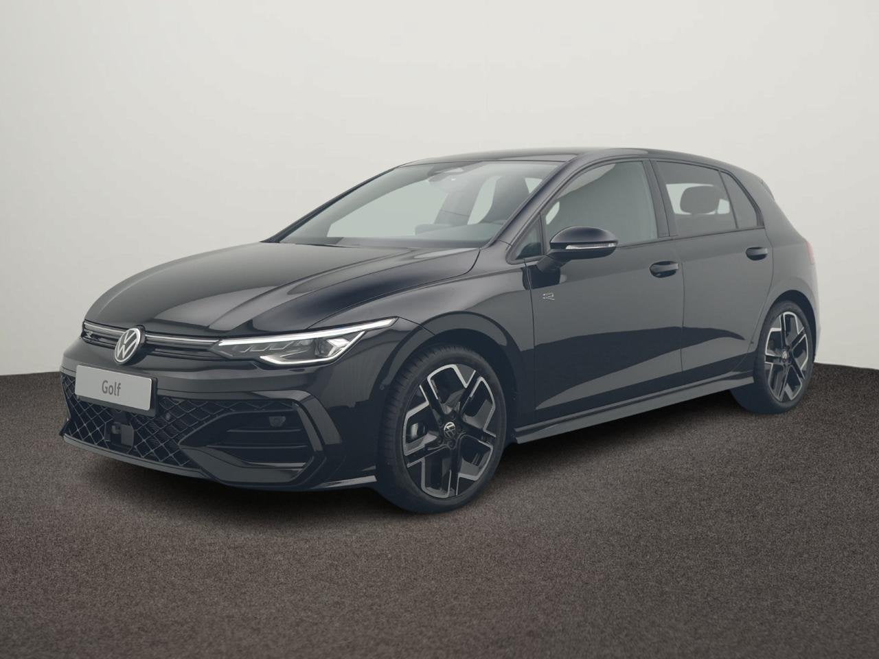 Volkswagen Golf VIII R-LINE BUSINESS PREMIUM 1.5 eTSI 150 PK, Auto's, Automaat, Zwart, Berline, Lichtsensor