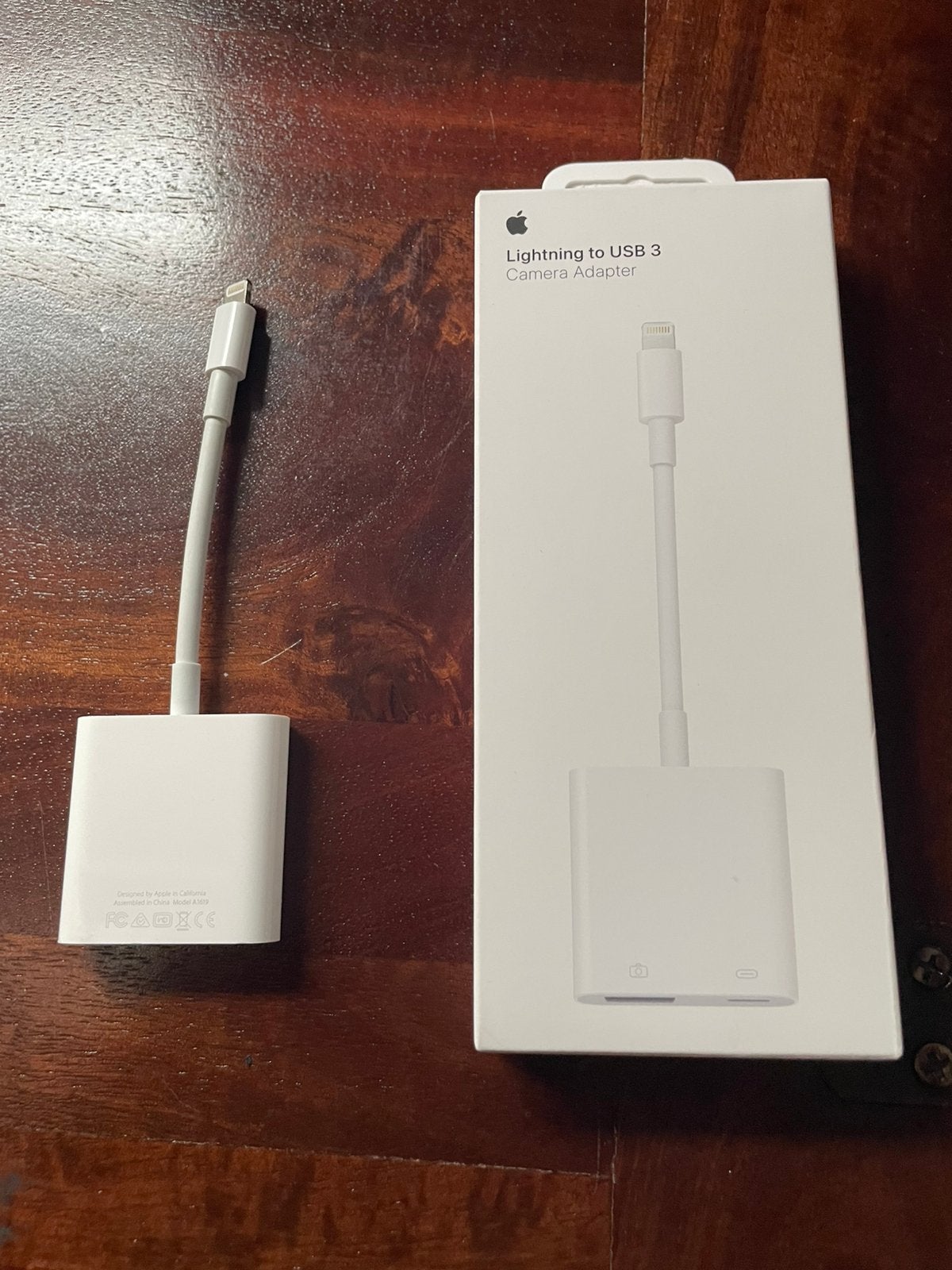 Apple Lightning-aansluiting naar USB 3, Ophalen, Zo goed als nieuw