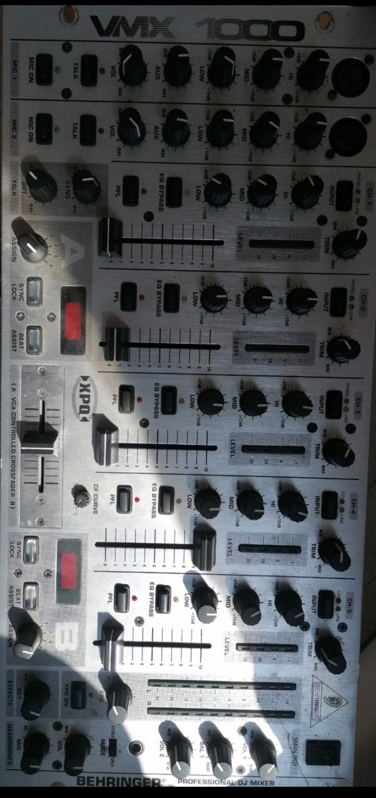 table de mixage Beringher Vmx 1000, Musique & Instruments, Enlèvement, Utilisé, Entrée micro