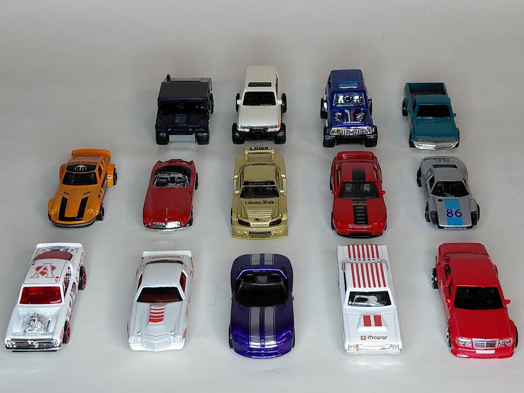 14 Hot Wheels auto's (1:64), Enlèvement ou Envoi, Utilisé, Voiture