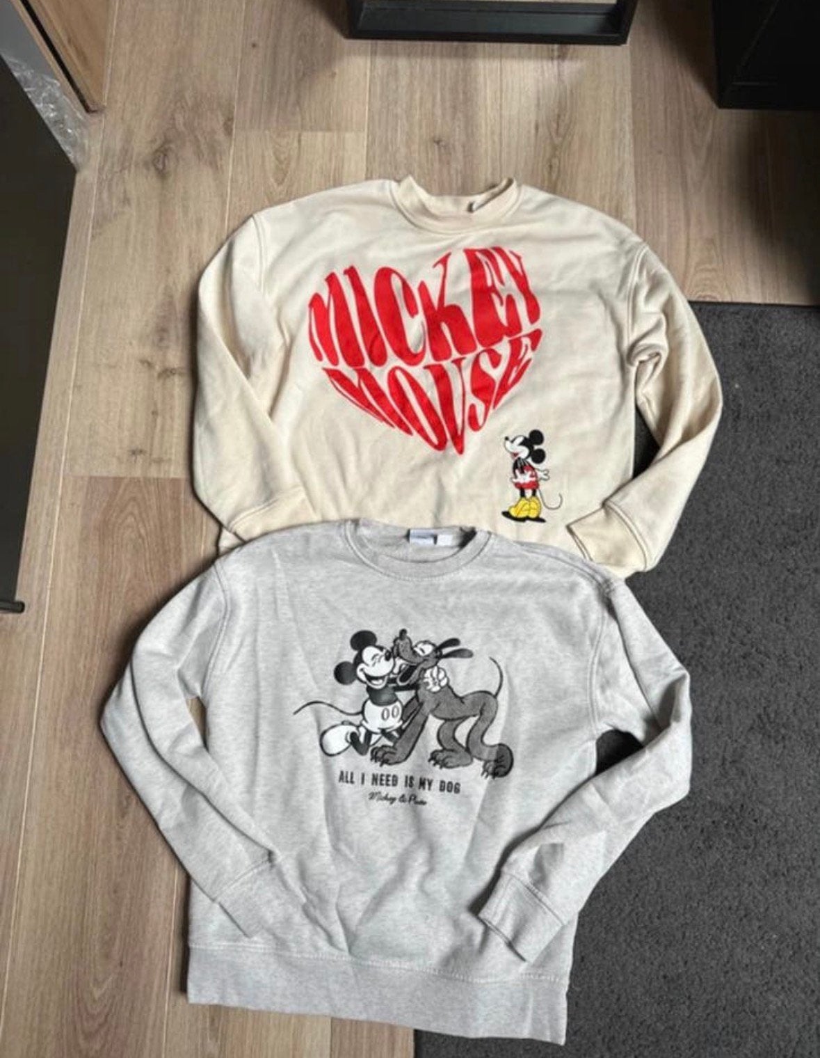 2 disney truien, Kleding | Dames, Truien en Vesten, Ophalen, Zo goed als nieuw, Maat 36 (S)
