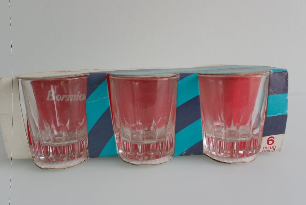 6 nouveaux verres à gouttes hauteur 6 cm, Enlèvement ou Envoi, Neuf, Verres et Verres à shot