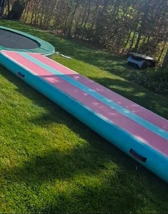 airtrack met pomp, Sport en Fitness, Ophalen, Gebruikt, Roze, Materiaal