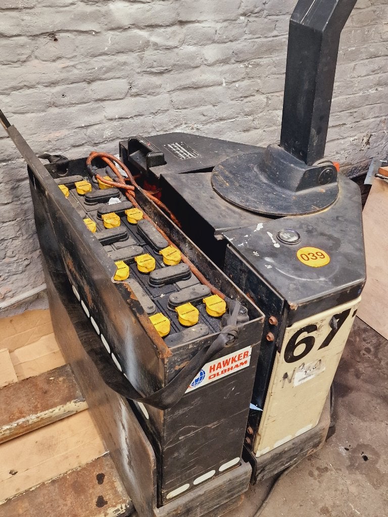 transpalettes electriques ,bon etat, 1000 à 2000 kg, Enlèvement, Électrique, Chariot élévateur