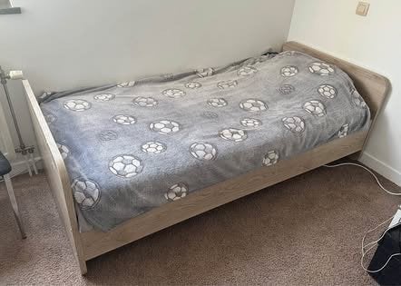 Complete 3-delige slaapkamerset incl. matras en lattenbodem, Ophalen, Zo goed als nieuw, 200 cm