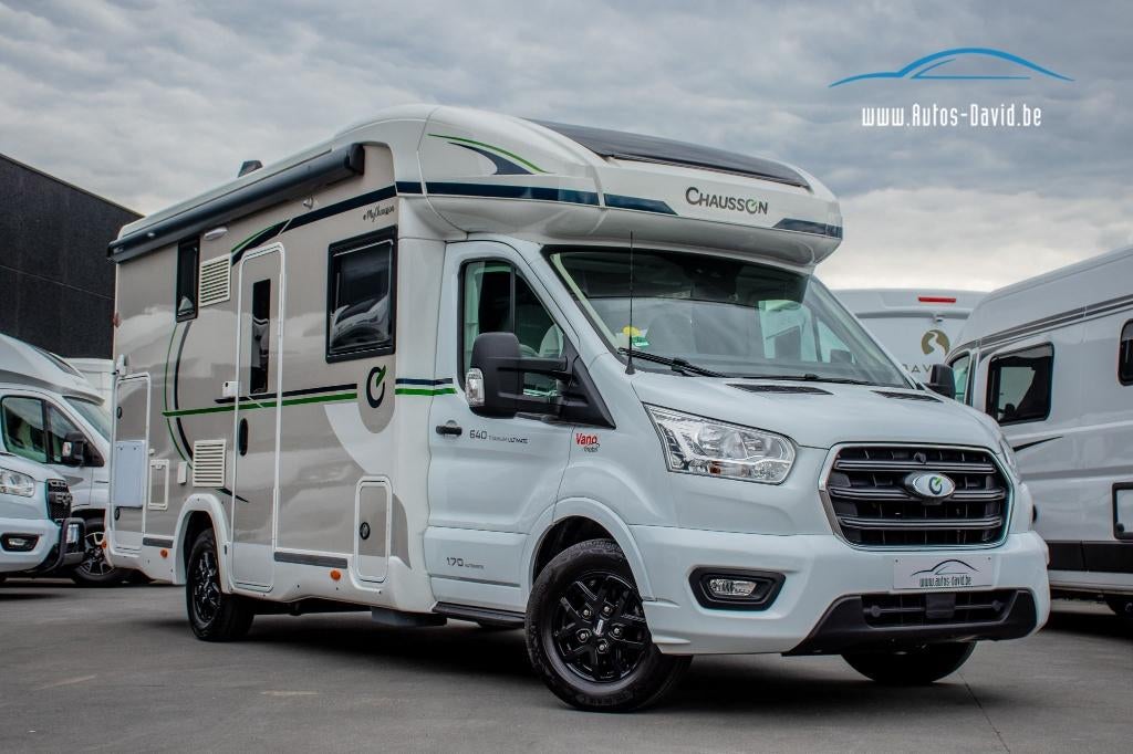 Chausson 640 Titanium Ultimate Ford 170PK Automaat 4 Slaappl, Caravans en Kamperen, Mobilhomes, Bedrijf, tot en met 4, Half-integraal