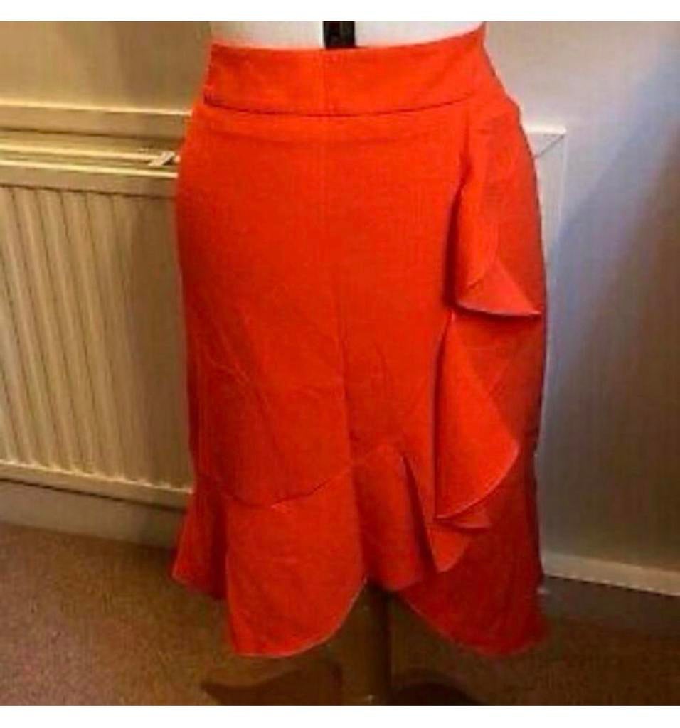 Jupe portefeuille à volants orange Oasis NEUF longueur genou, Vêtements | Femmes, Jupes, Neuf, Taille 42/44 (L), Orange, Longueur genou