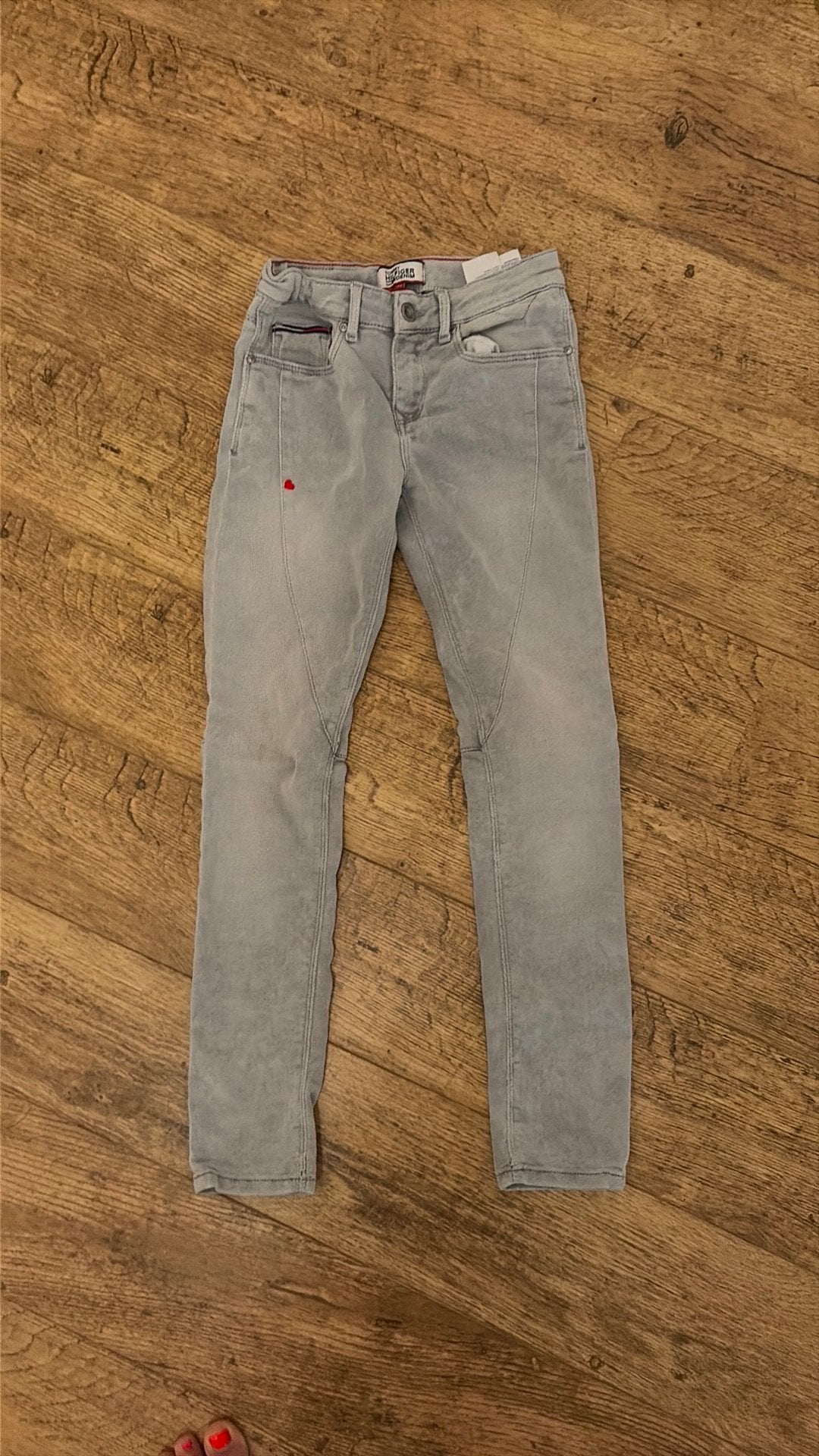 Tommy hilfiger denim maat 140 licht grijs skinny, Kinderen en Baby's, Kinderkleding | Overige, Ophalen of Verzenden, Zo goed als nieuw