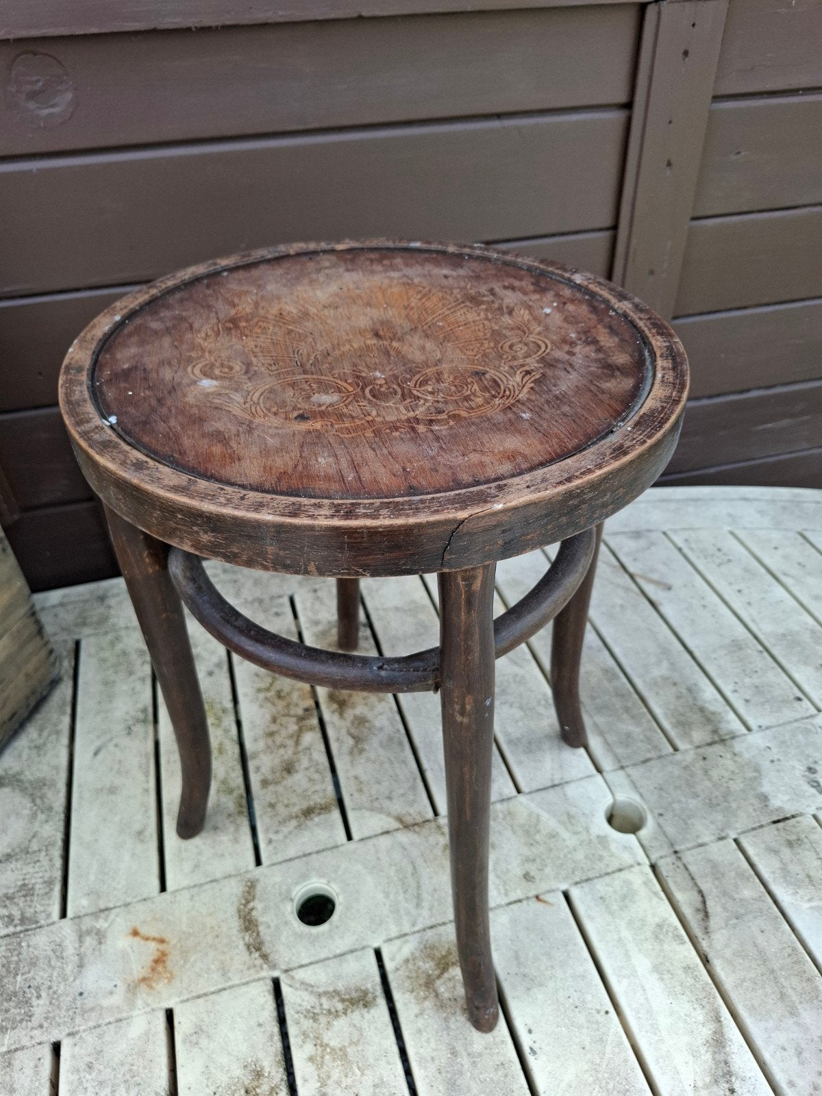 Ancien tabouret de bistrot Luterma – bois courbé, Antiquités & Art, Enlèvement