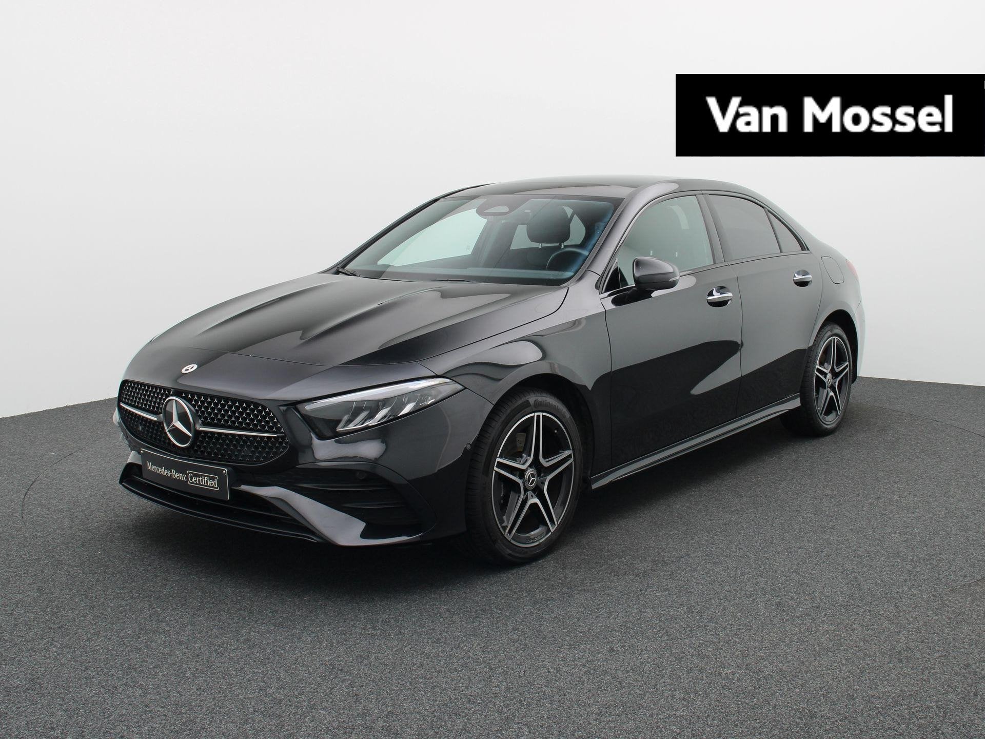 Mercedes-Benz A-Klasse 250 e Berline AMG Line + PANORAMISCH, Autos, Achat, 16 kWh, Noir, 120 kW