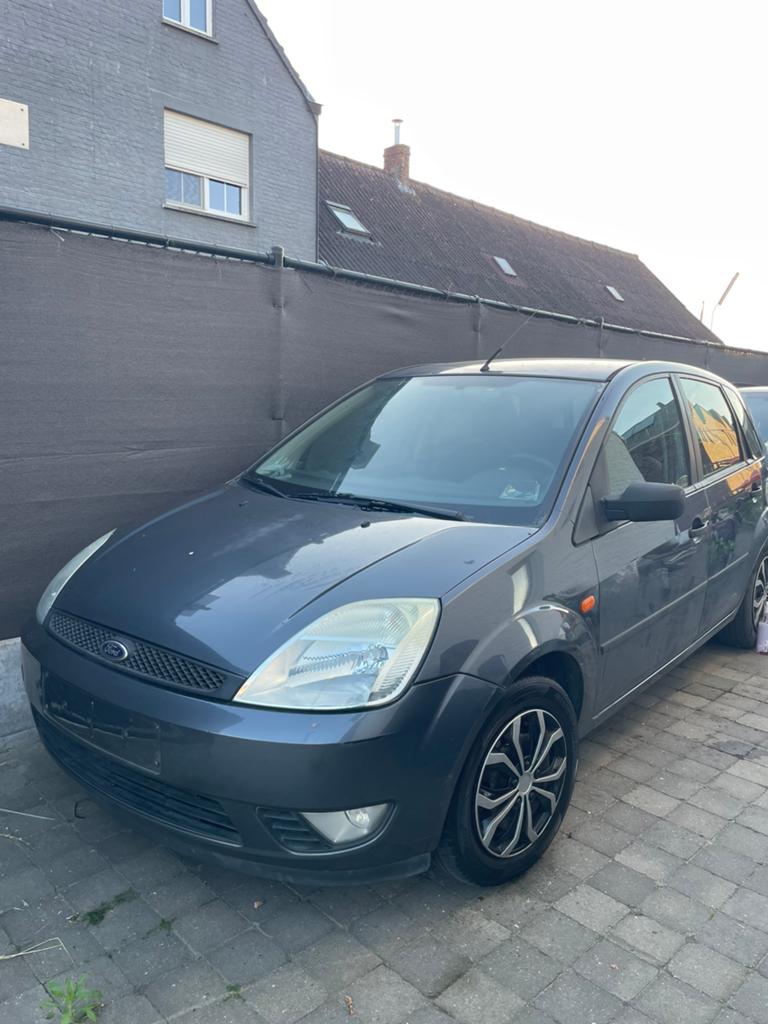 Ford, Autos, Argent ou Gris, Achat, Boîte manuelle, Alcantara