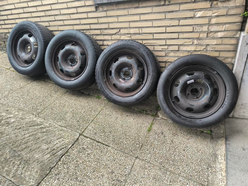 4 velgen met Michelin Primacy HP zomer banden
215 55 R16, Auto-onderdelen, 215 mm, 16 inch, Banden en Velgen, All Season