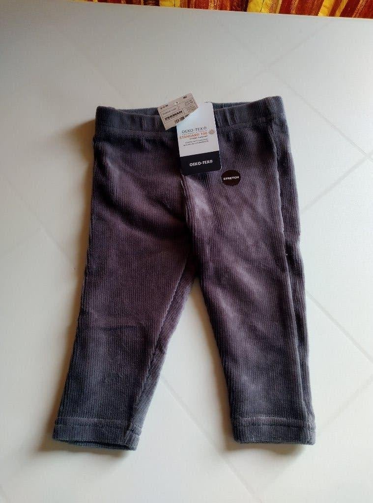 nouveau pantalon long en velours gris - taille 62, Enlèvement