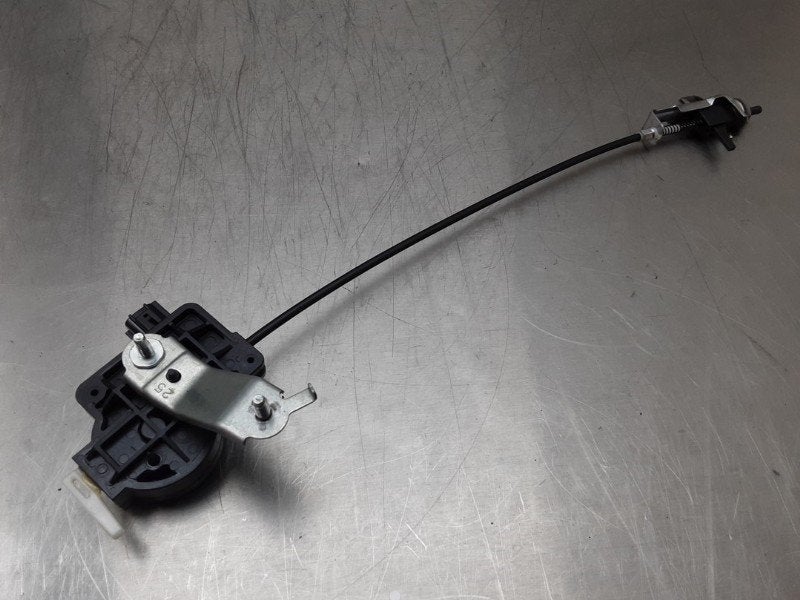 MOTEUR DE VEROUILLAGE DU FLUX DE CARBURANT Lexus LS (F4), Utilisé, Lexus