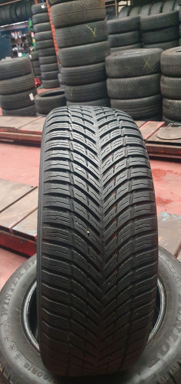 235/55R19 PIRELLI TOP QUALITÉ AVEC MONTAGE ET ÉQUILIBRAGE, Enlèvement, Utilisé