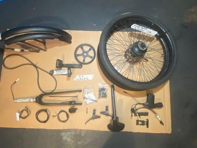 Cowboy C 1.2.3.4 Roues + pieces + capteur + contrôleur  etc, Vélos & Vélomoteurs, Elektrische fiets, COWBOY C1 C2 C3 C4, Comme neuf