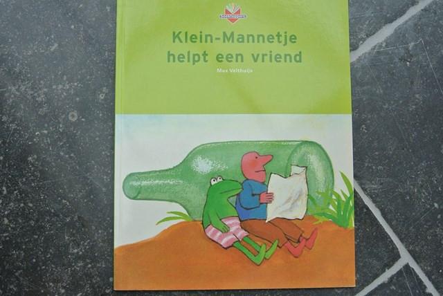 klein-mannetje helpt een vriend, Boeken, Ophalen of Verzenden