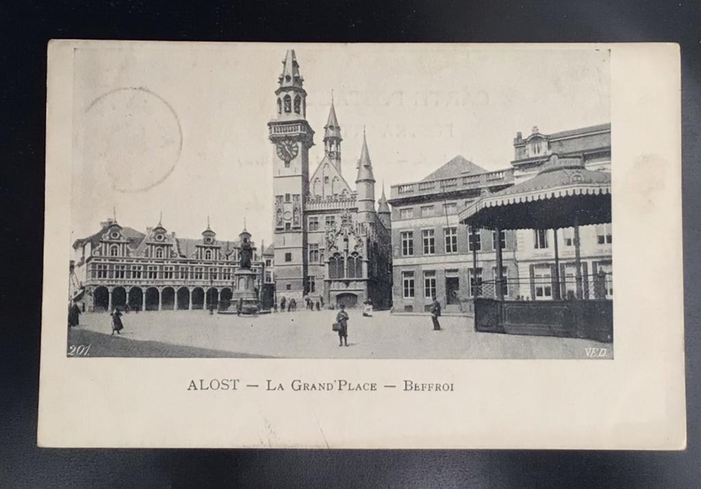 (012) Aalst (Alost) La Grand Place - Beffroi., Enlèvement ou Envoi, Affranchie