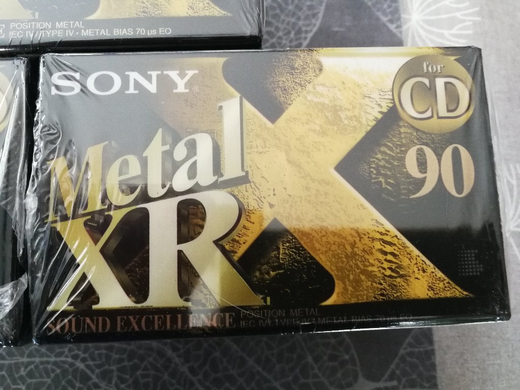 5 X Sony Metal XR 90 type IV uit 1999 in blister, Cd's en Dvd's, Cassettebandjes, Ophalen of Verzenden, Nieuw in verpakking, 2 t/m 25 bandjes
