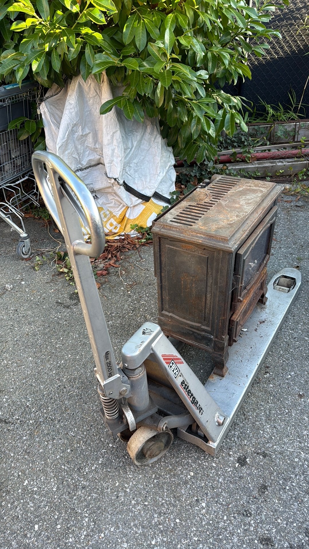 Handpalletwagen / transpallet – 2.500 kg – wiel ontbreekt, Ophalen, Gebruikt, Transportkar