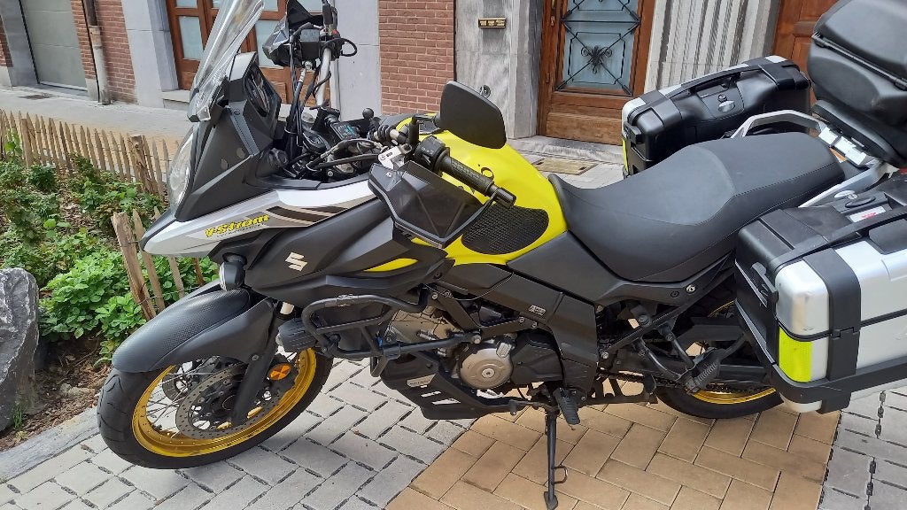 Vstrom 650 XT, Motos, Permis Moto A, Occasion, Plus de 35 kW, 2 cylindres