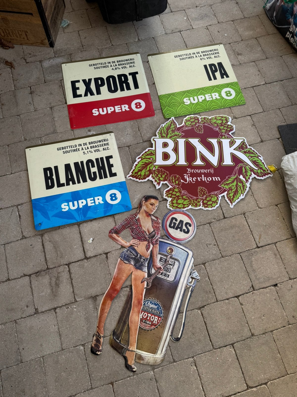 Reclameborden bier, Ophalen