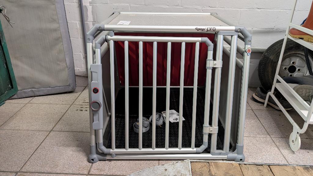Transportbox voor honden te koop, Dieren en Toebehoren, Transportboxen, Gebruikt, Ophalen