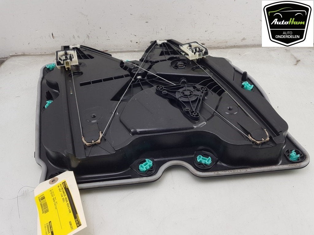 RAAMMECHANIEK RECHTS VOOR Volkswagen Golf VIII (CD1), Gebruikt, Volkswagen, Brose SE, Info@brose.com