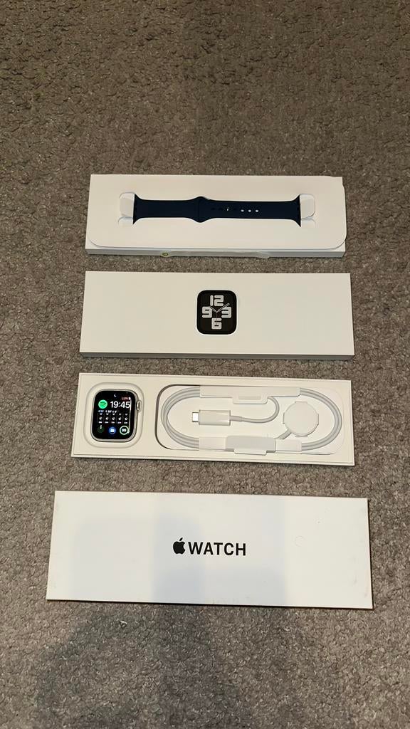 Apple Watch SE 2 44mm, Ophalen, Conditie, Zo goed als nieuw
