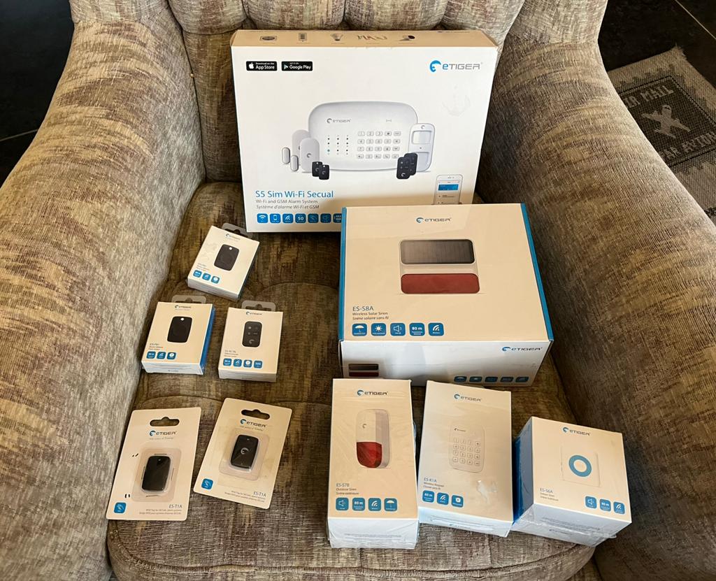 Pack alarm plus accessoires NEUF, Doe-het-zelf en Bouw, Alarmsystemen, Draadloos, Nieuw, Ophalen of Verzenden, Compleet systeem