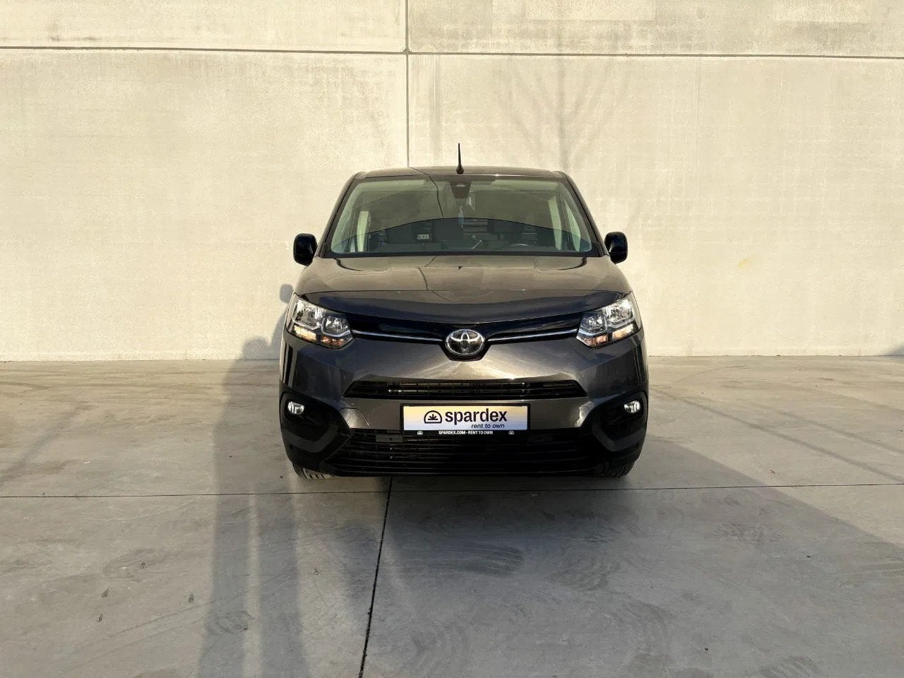 Toyota CITY | Leasing (année de construction 2023), Autos, Argent ou Gris, Achat, Euro 6, Entreprise