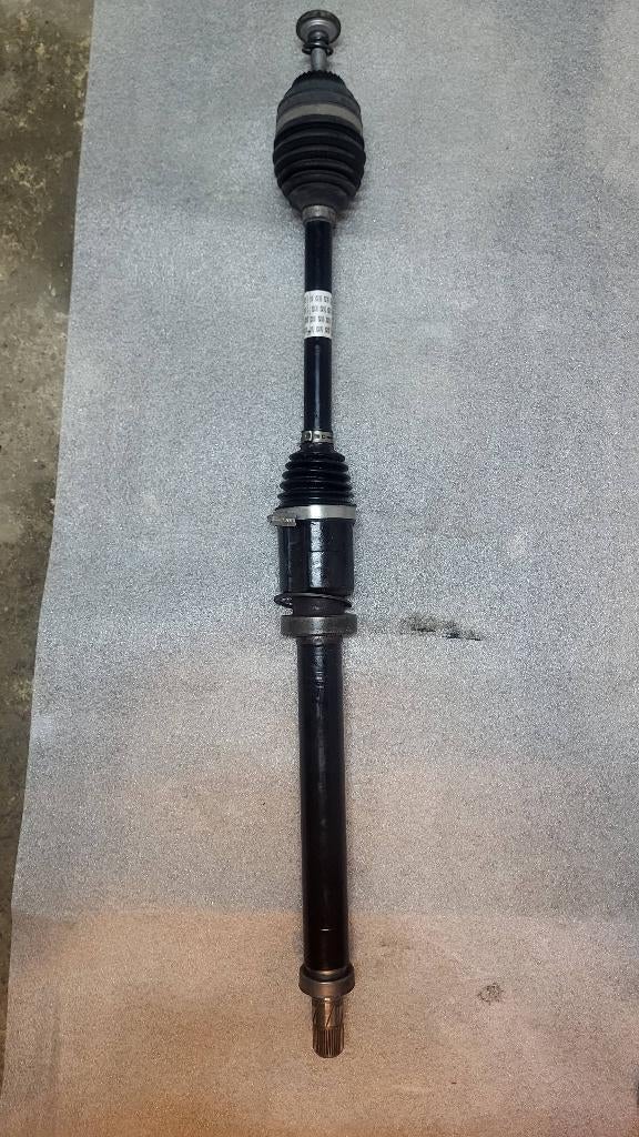Cardan Arbre de transmission avant bmw x1 f48, Autos : Pièces & Accessoires, Enlèvement, Utilisé, BMW