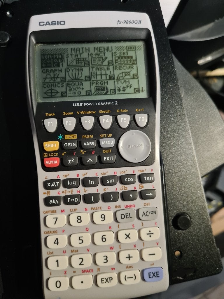 Casio fx-9860GII Grafische Rekenmachine, Diversen, Ophalen of Verzenden, Grafische rekenmachine, Zo goed als nieuw