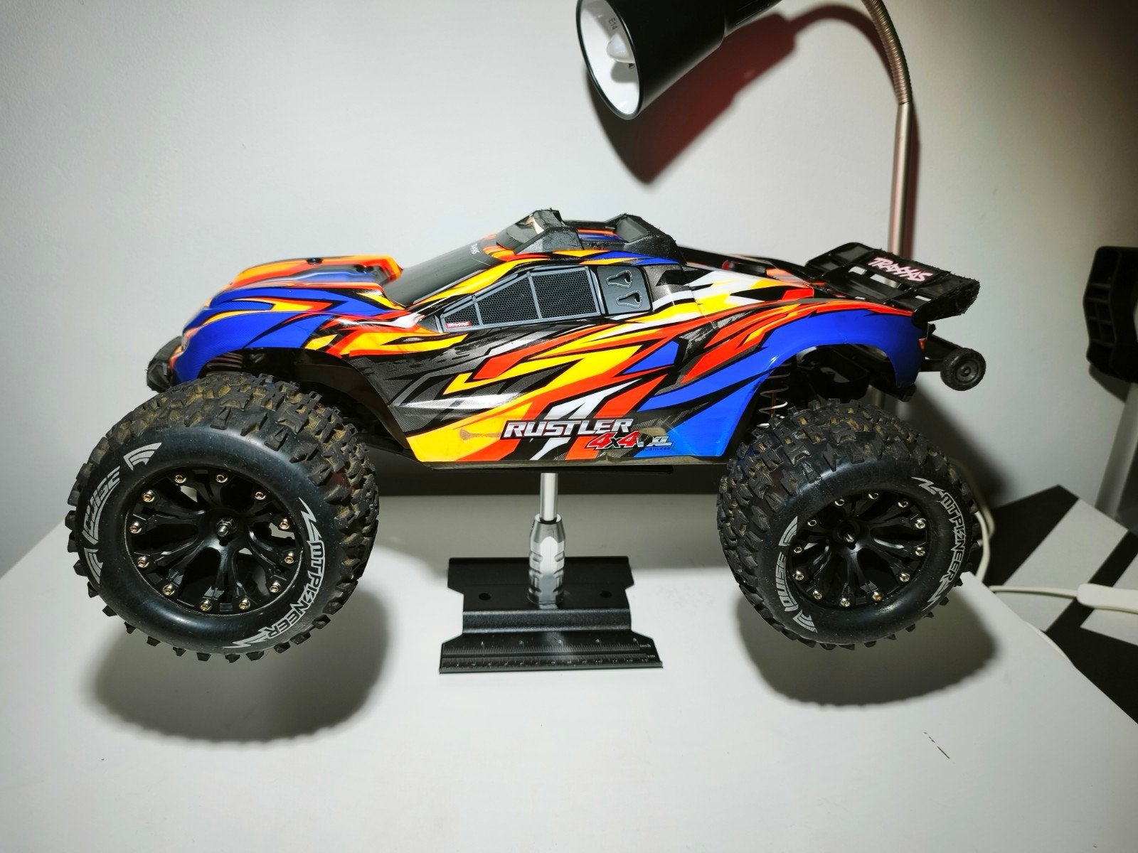 Traxxas Rustler VXL 4x4 TSM + extras – prêt à rouler, Enlèvement