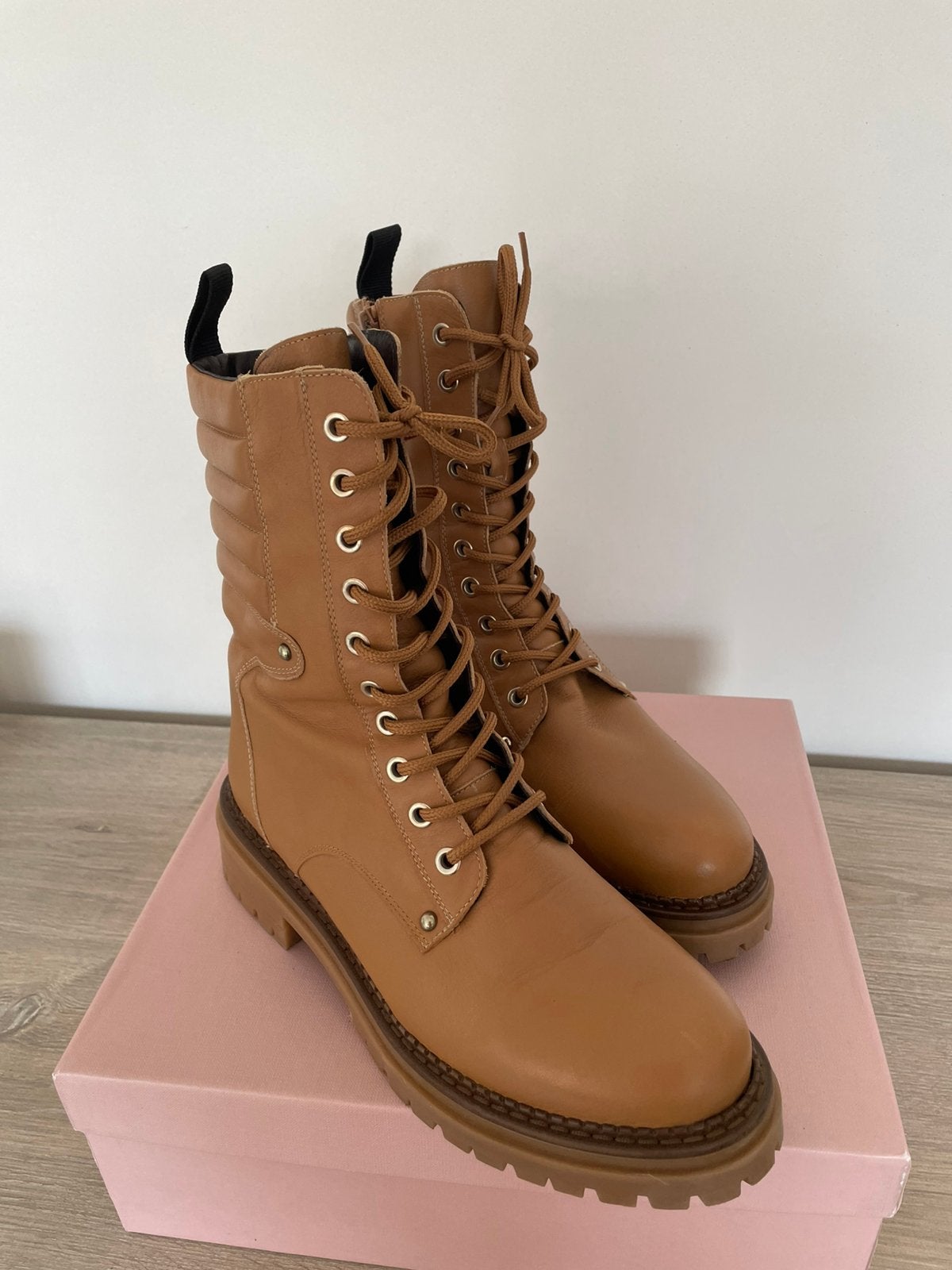 Prachtige dames boots M40, Ophalen of Verzenden, Zo goed als nieuw, Sneakers