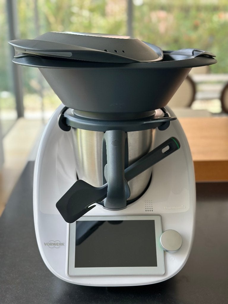 THERMOMIX TM6 À VENDRE, Elektronische apparatuur, Keukenmixers, Zo goed als nieuw, 1 tot 2 liter, 3 snelheden of meer, Vaatwasserbestendig