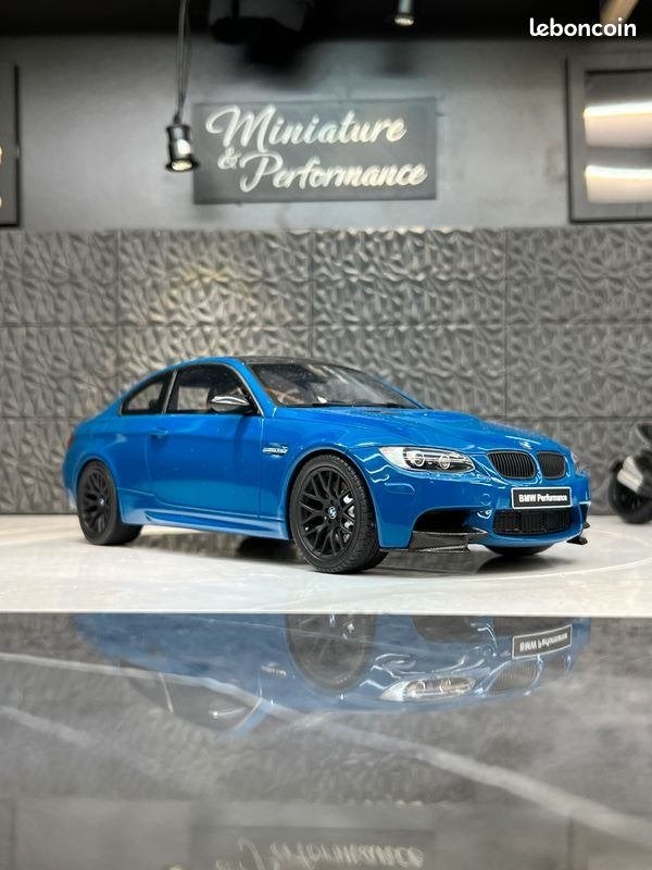1/18 Bmw m3 E92, Enlèvement ou Envoi, Comme neuf, Voiture, Autres marques