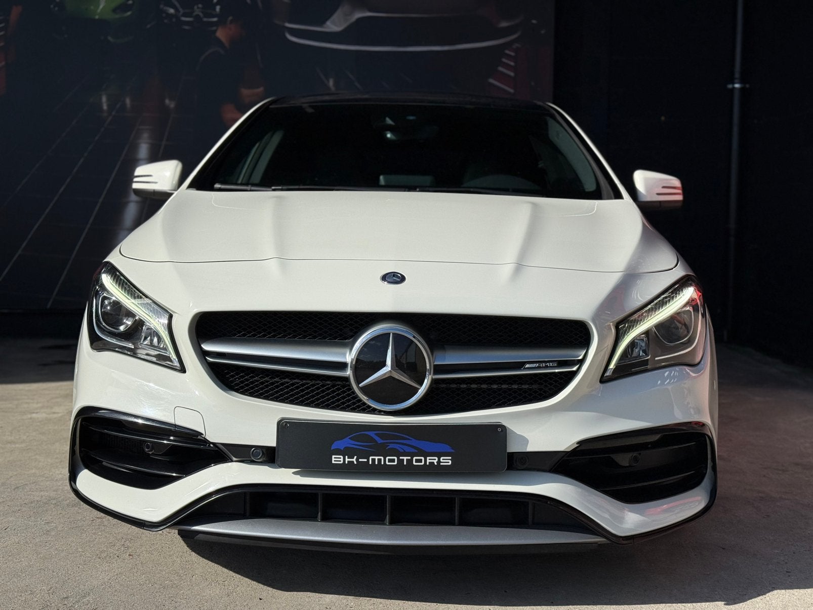 Mercedes-Benz CLA45 AMG 4Matic Shooting Brake, Auto's, Automaat, CLA, 4 cilinders, Parkeerassistent