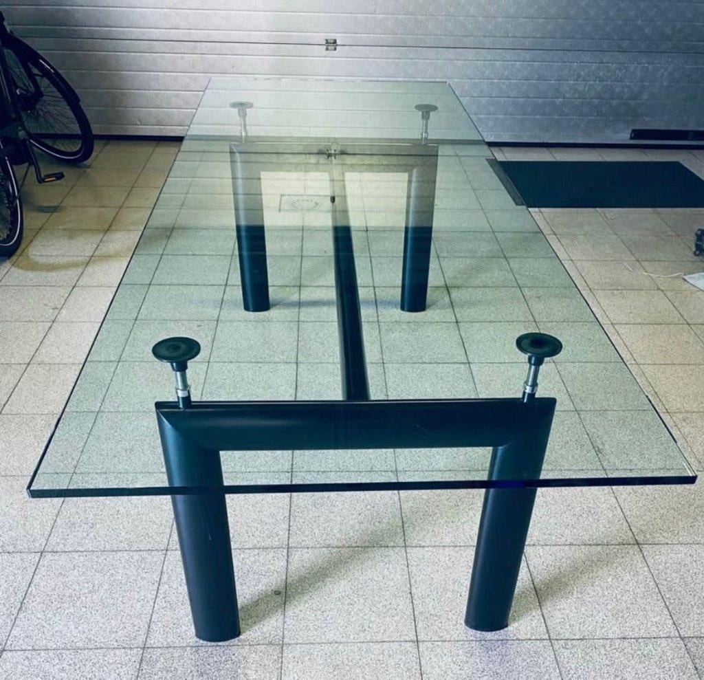 Cassina LC6 tafel - Le Corbusier, Huis en Inrichting, Tafels | Eettafels, Gebruikt, 50 tot 100 cm, 200 cm of meer, Vijf personen of meer