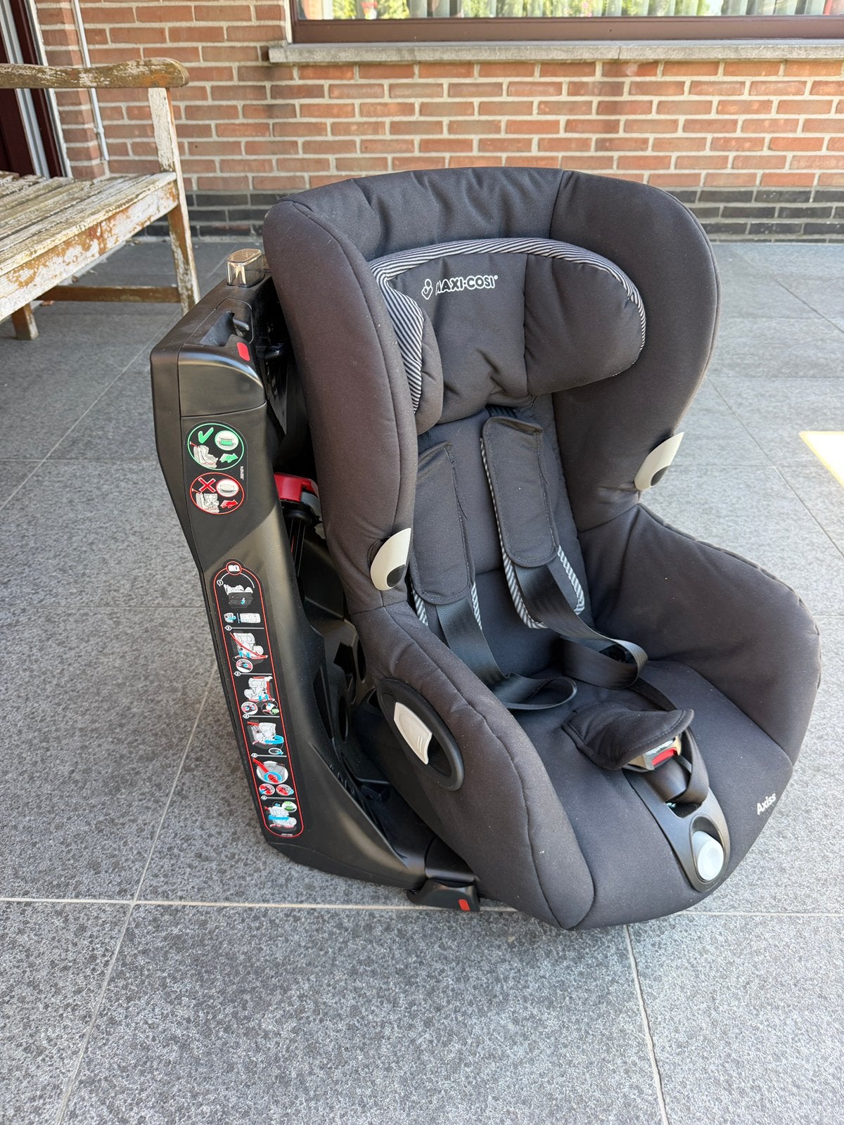Maxi cosi axiss black raven, draaibare kinderstoel, Kinderen en Baby's, Autostoeltjes, Ophalen, Zo goed als nieuw