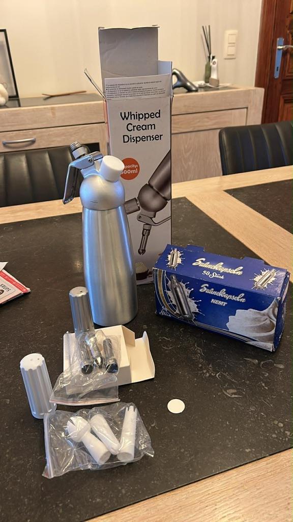 Siphon à crème fchantilly+ cartouches gaz, Enlèvement, Comme neuf, Métal