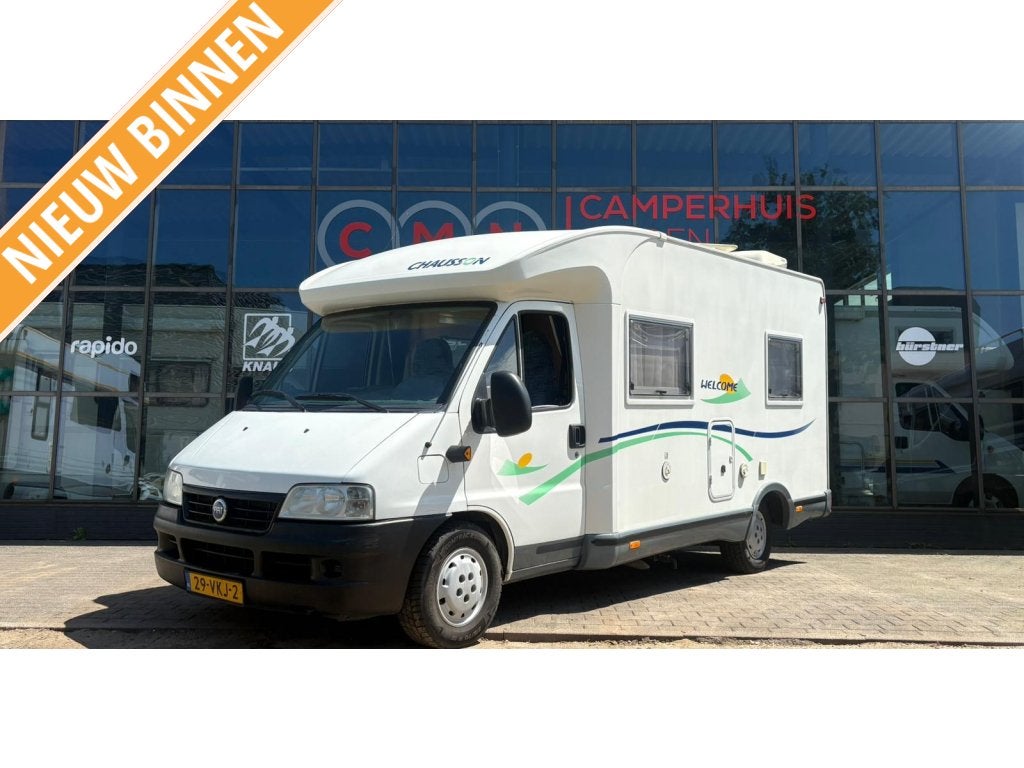 Chausson Welcome 55 Airco,Vastbed,Omvormer, Ringverwarming, Koelkast, 6 tot 7 meter, Half-integraal