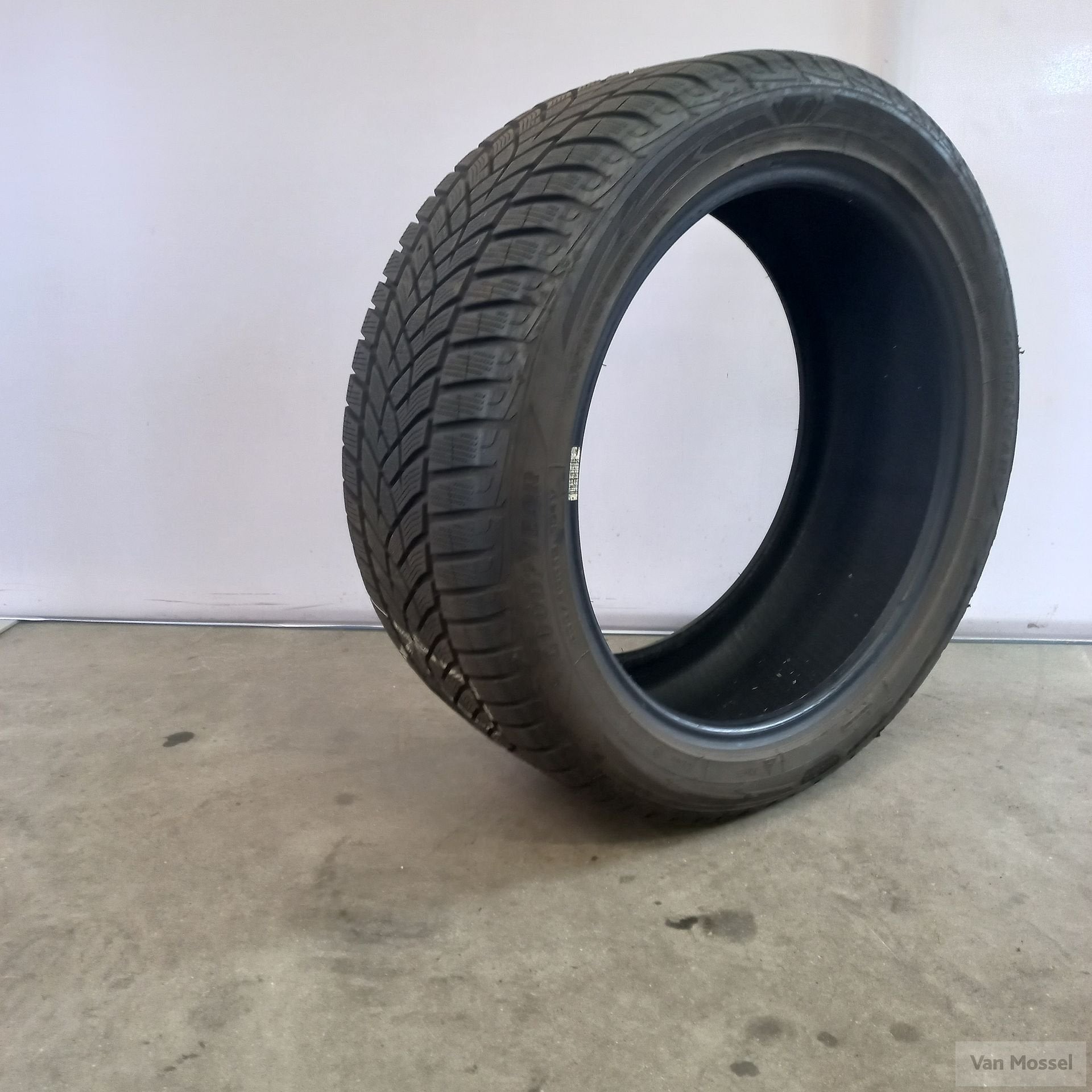 GoodYear UltraGrip Performance+ 255/45/R19 104V, 255 mm, Véhicule de tourisme, Pneus été, -