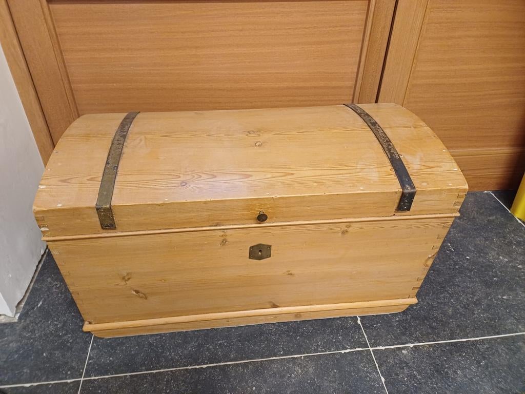Houten kist, Enlèvement
