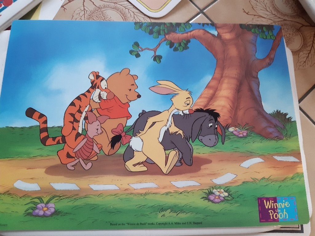 Set de table pour enfants « WINNIE L’OURSON et ses amis », Maison & Meubles, Enlèvement, Neuf, Autres couleurs, Set de table