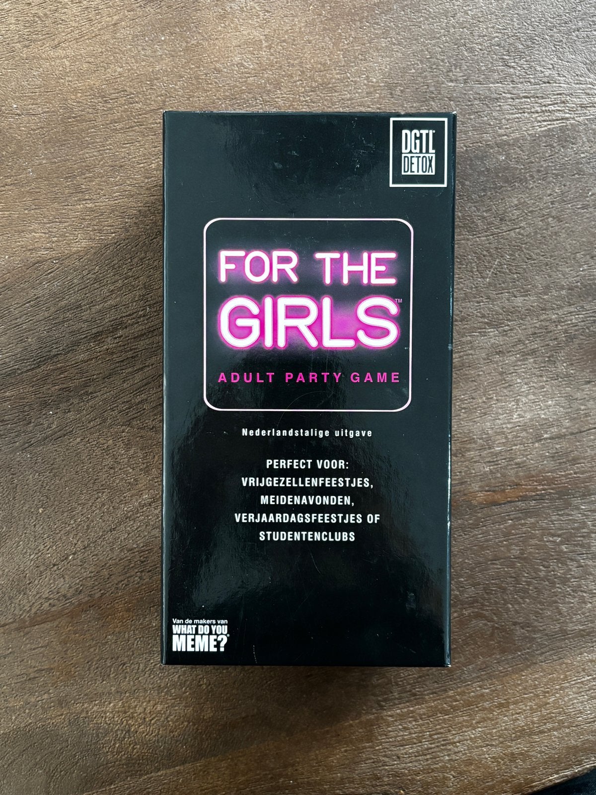 For The Girls - waarheid durven of doen, Hobby en Vrije tijd, Gezelschapsspellen | Kaartspellen, Drie of vier spelers, Ophalen