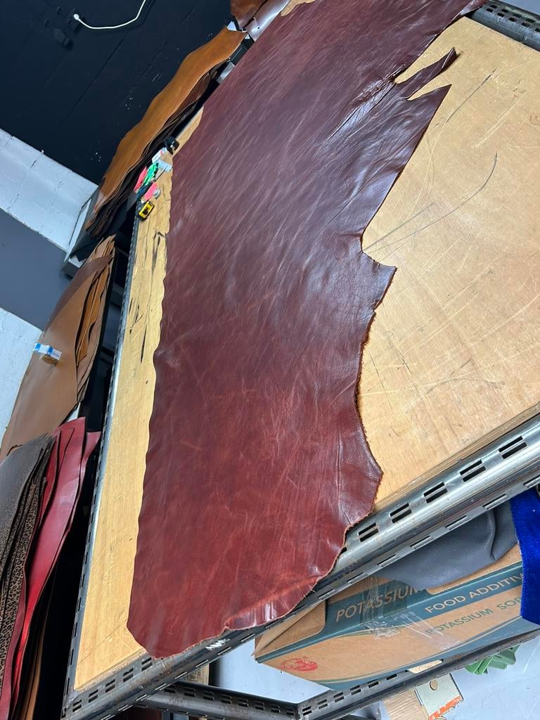 Cognac kleur halve huid 2 mm dikte soepel en glad A-268, Ophalen of Verzenden, Zo goed als nieuw